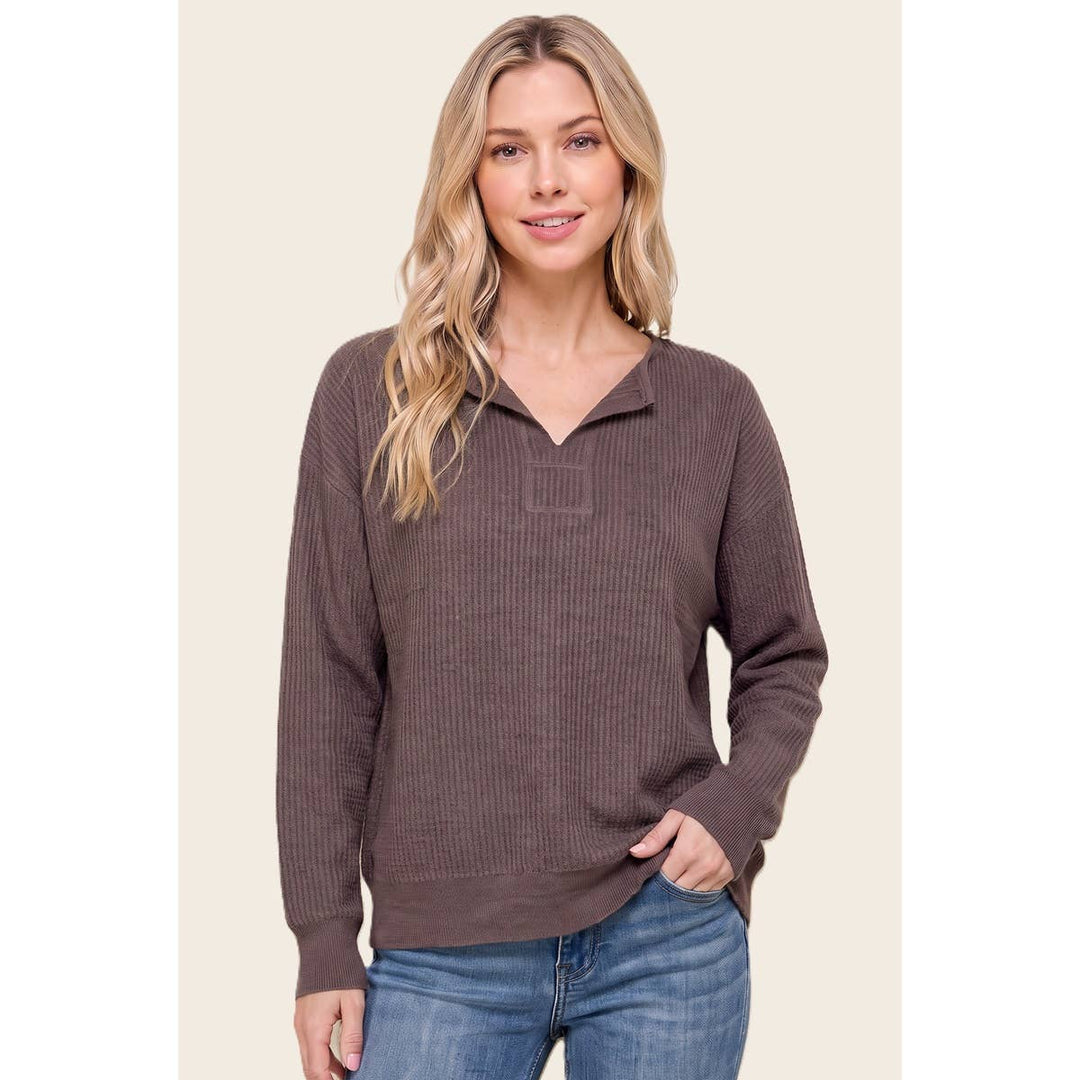 SPLT NECK MINI WAFFLE SWEATER