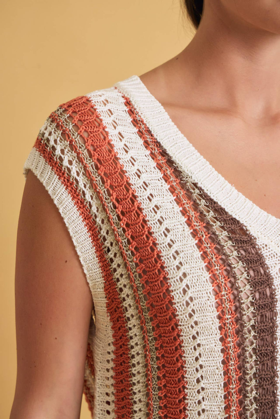 MIXED METALLIC YARN STRIPED HAND CRAFT CROCHET KNIT VEST