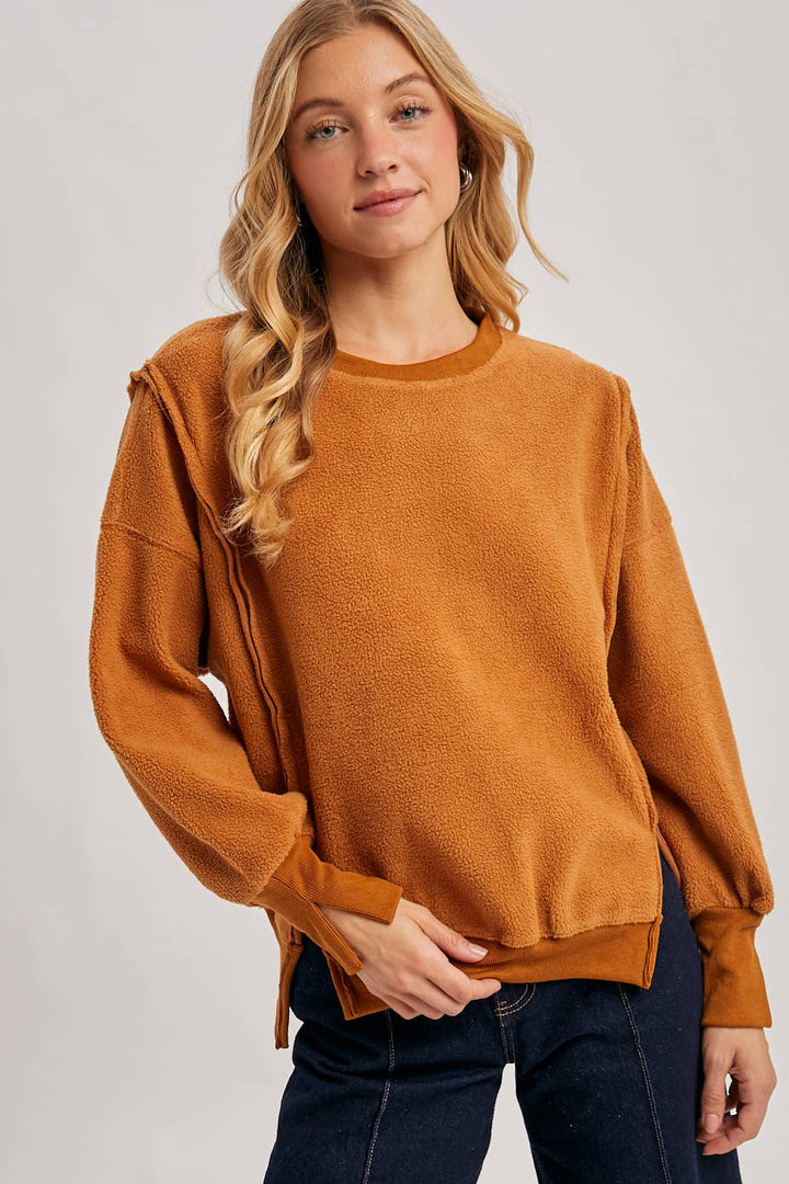 CREWNECK TEDDY PULLOVER