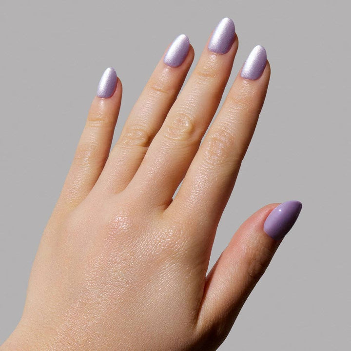 Mermaid's Tail Press-On Nails | Short Oval Purple Iridiscent