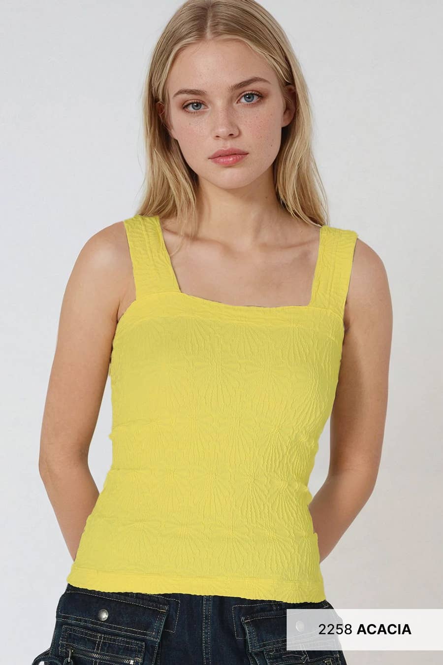 NS8416- Lace Textured Square Top