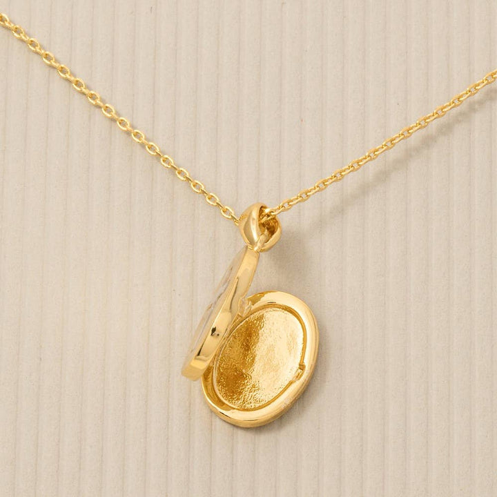 Mother Of Pearl Pendant Necklace