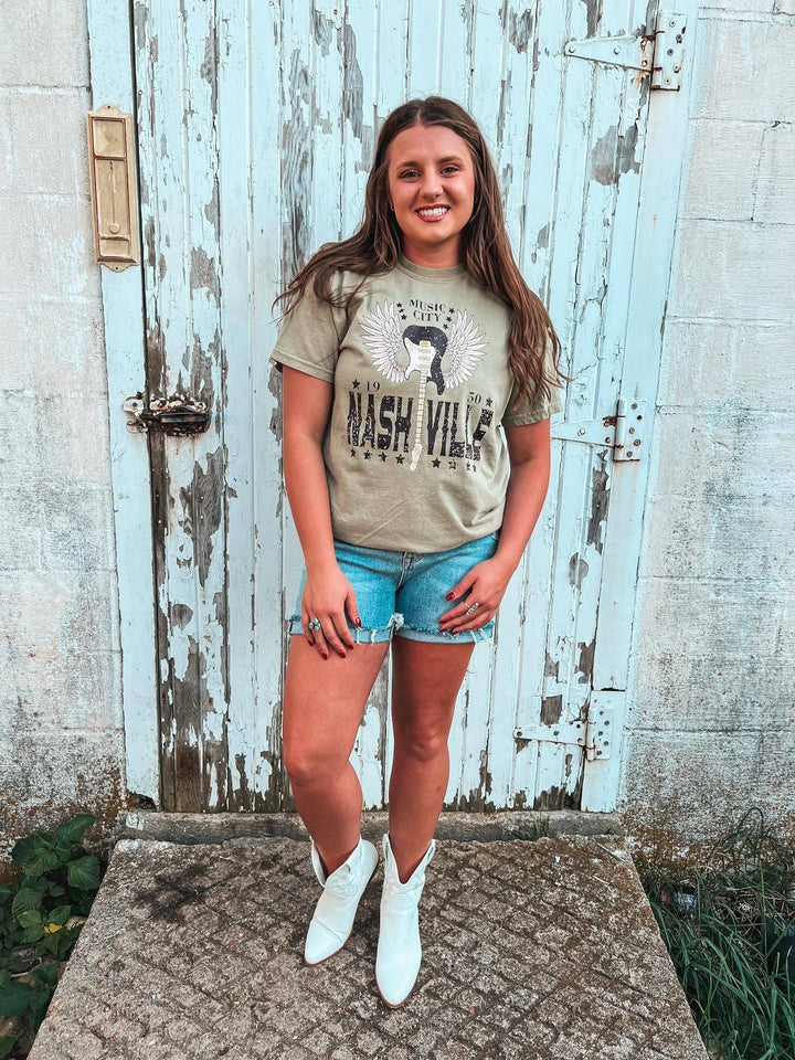 Nashville Graphic Tee