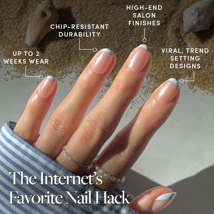 Into Blue Press-On Nails|Short Oval|Light Blue Glazed French