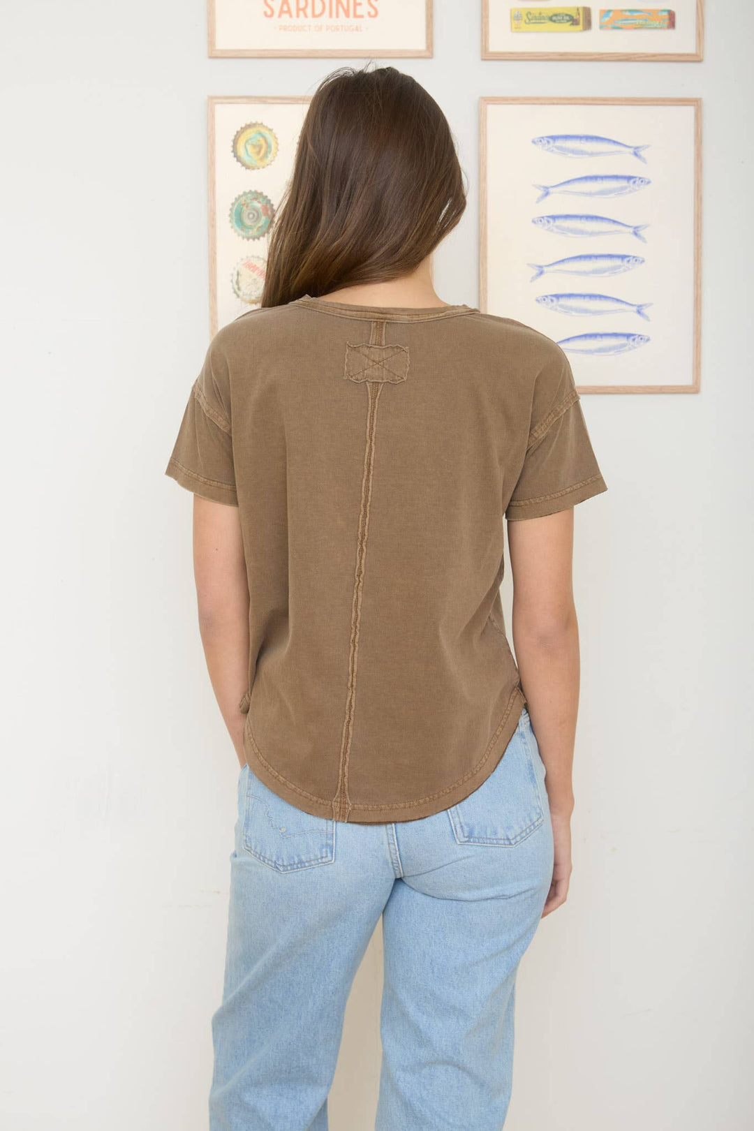 Sierra Exposed Hem Top