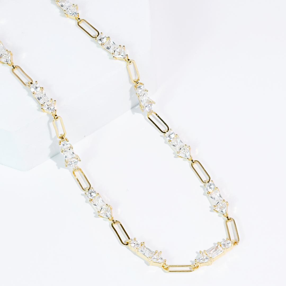 Serene Spark Necklace