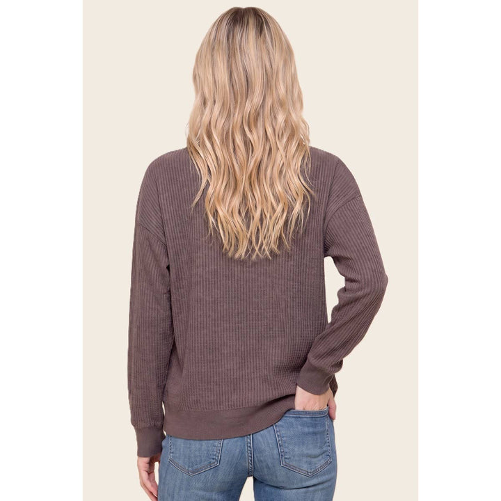 SPLT NECK MINI WAFFLE SWEATER