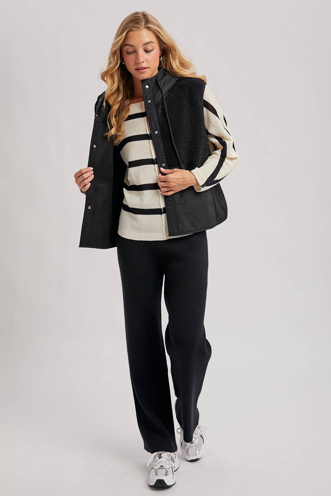 SHERPA FLEECE HOODED VEST
