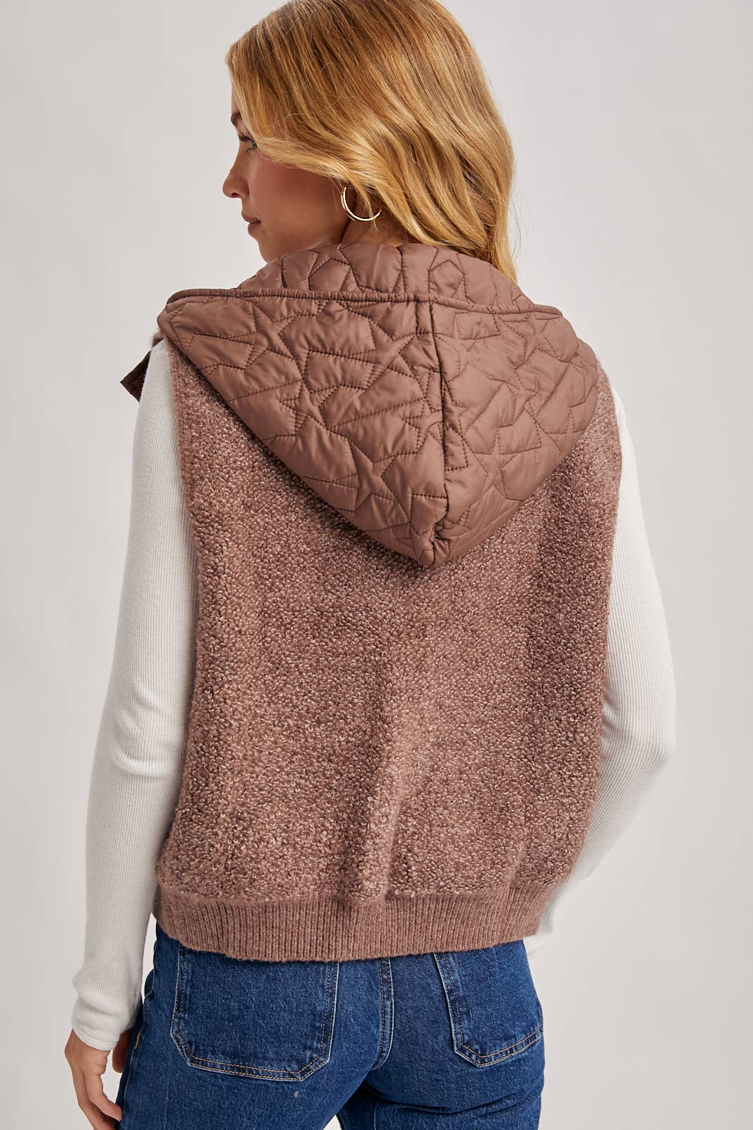 BUTTON DOWN SHERPA FLEECE QUILTED HOOD VEST