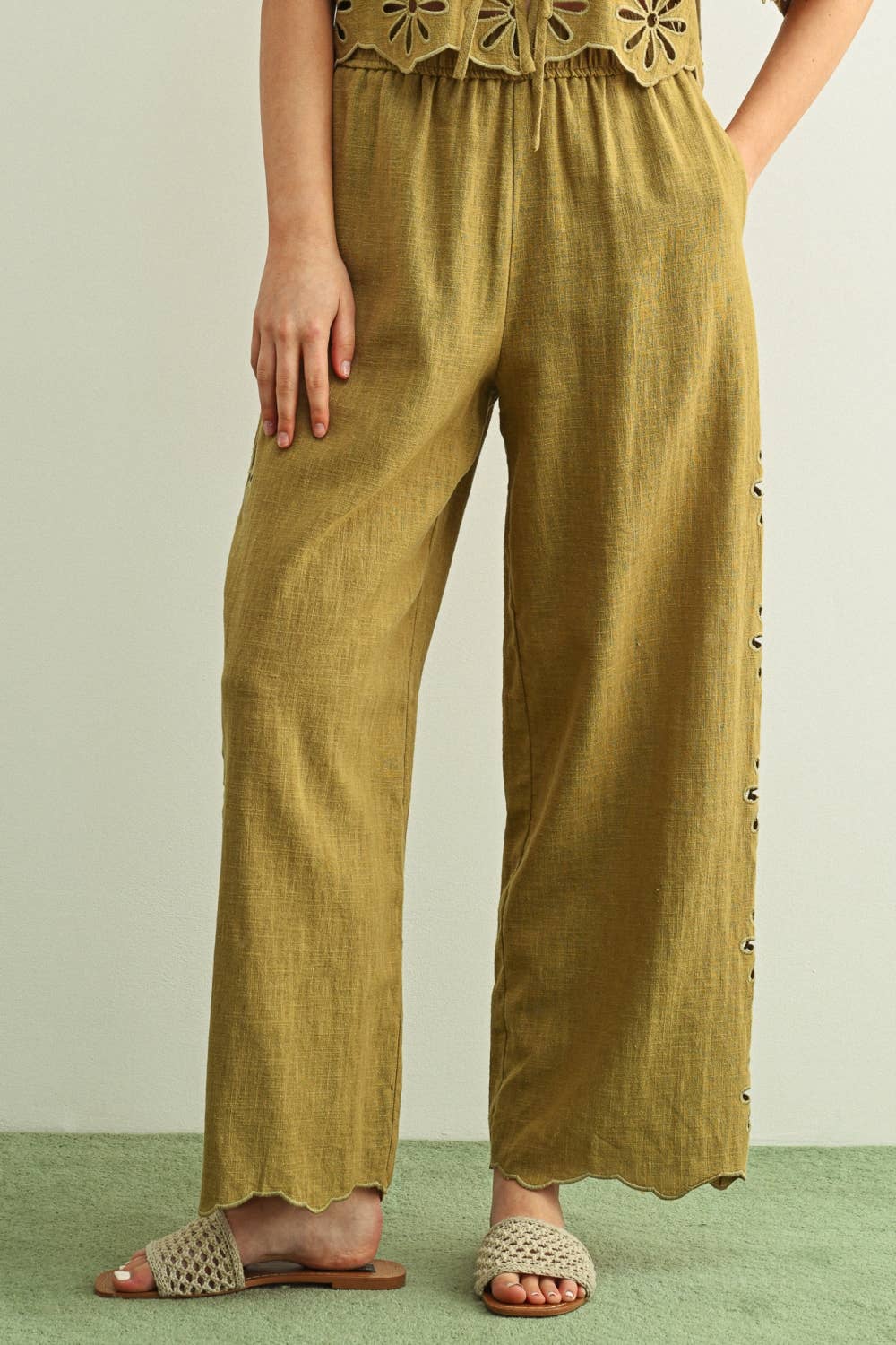 Embroidered Side Detail Pants