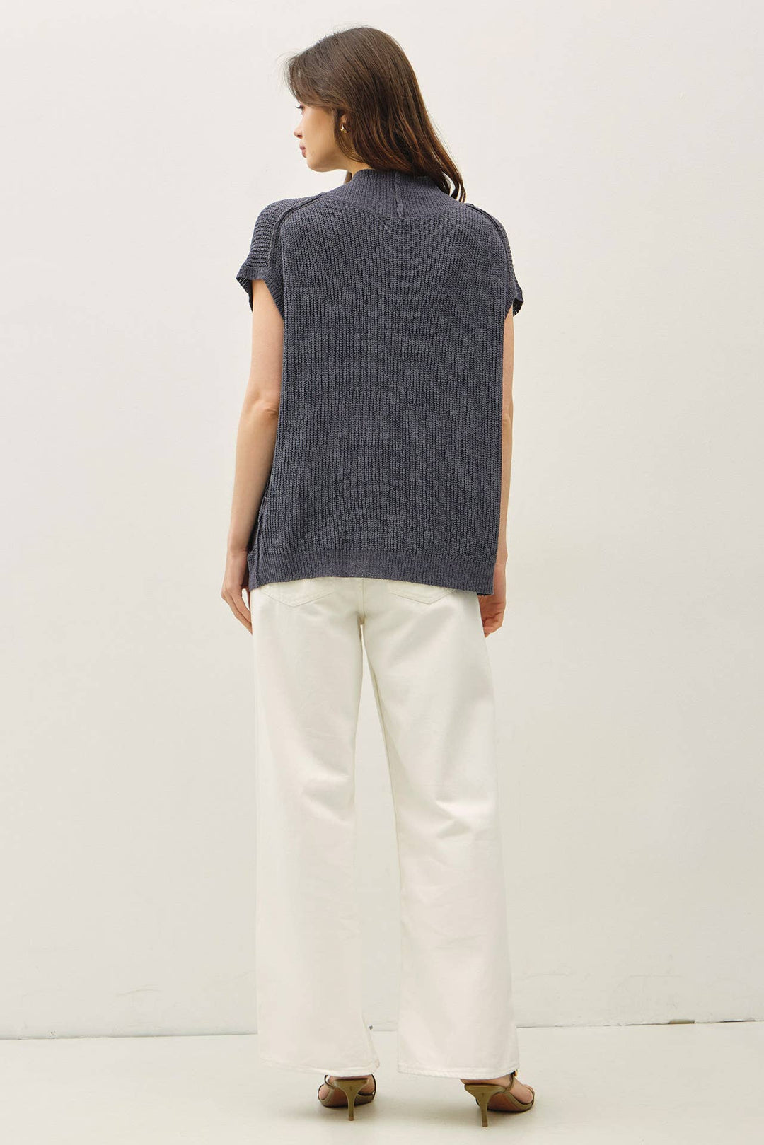 BREEZY SHORT SLEEVED OPEN CARDIGAN