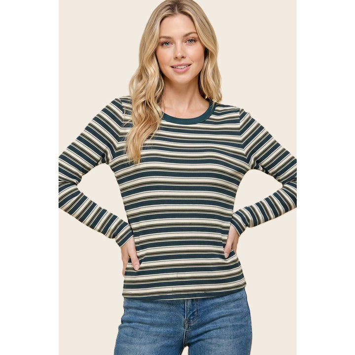 BASIC MULTI STRIPED TOP