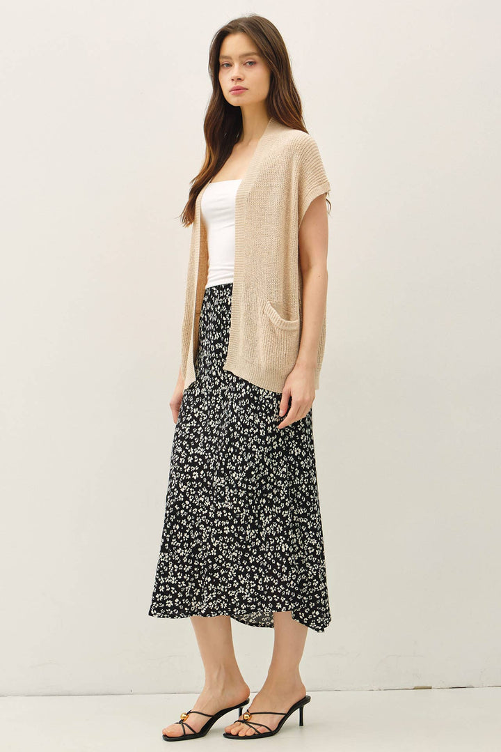 BREEZY SHORT SLEEVED OPEN CARDIGAN