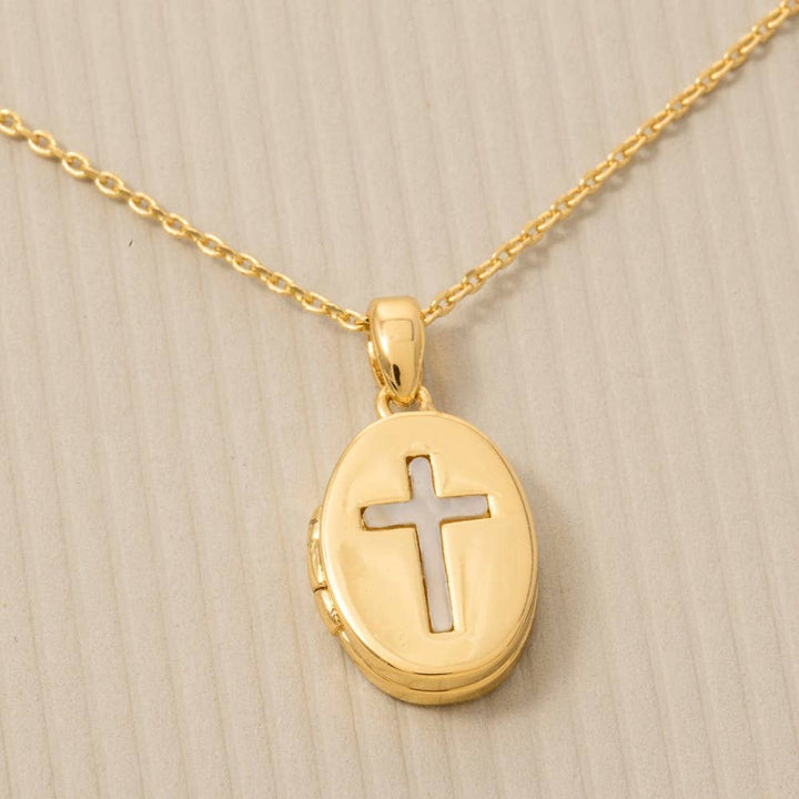 Mother Of Pearl Pendant Necklace