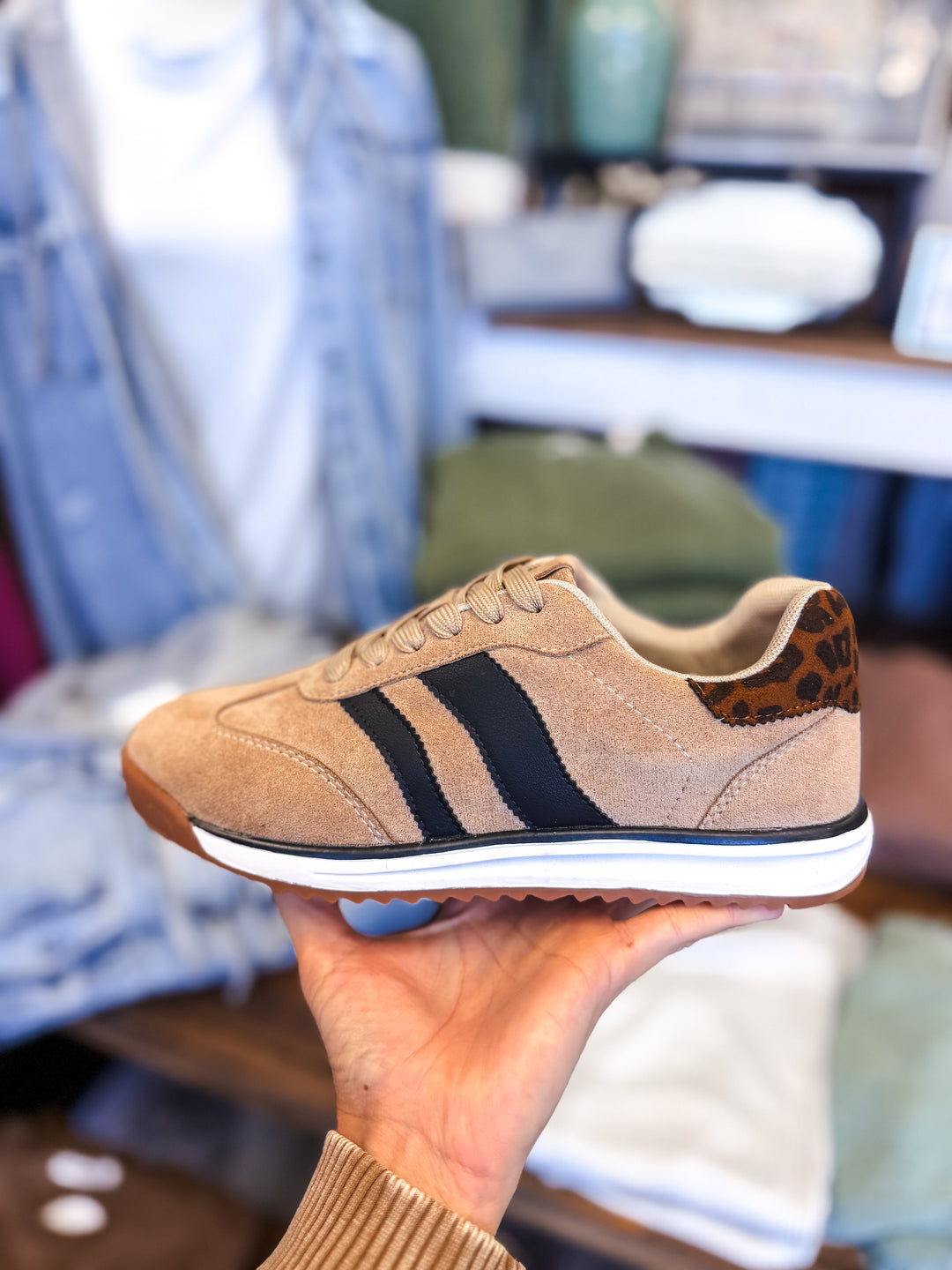 Run It Back Sneakers ~ Camel