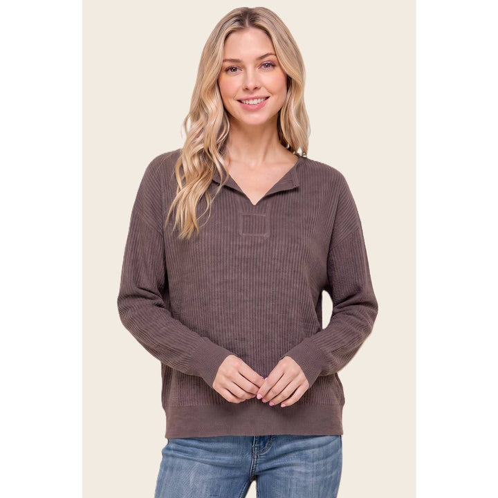 SPLT NECK MINI WAFFLE SWEATER