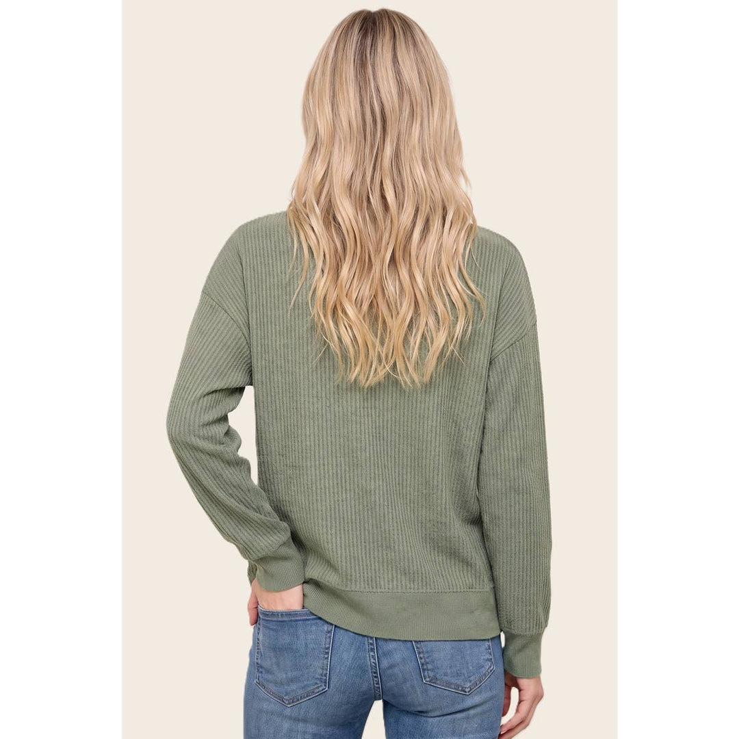 SPLT NECK MINI WAFFLE SWEATER