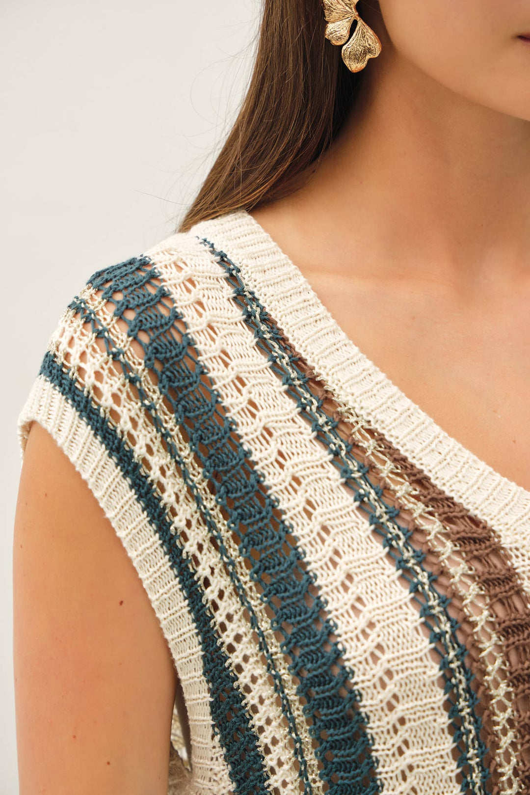 MIXED METALLIC YARN STRIPED HAND CRAFT CROCHET KNIT VEST