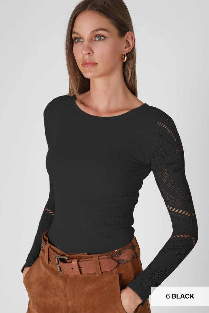 NS8430 - Wide Textured L/S Top