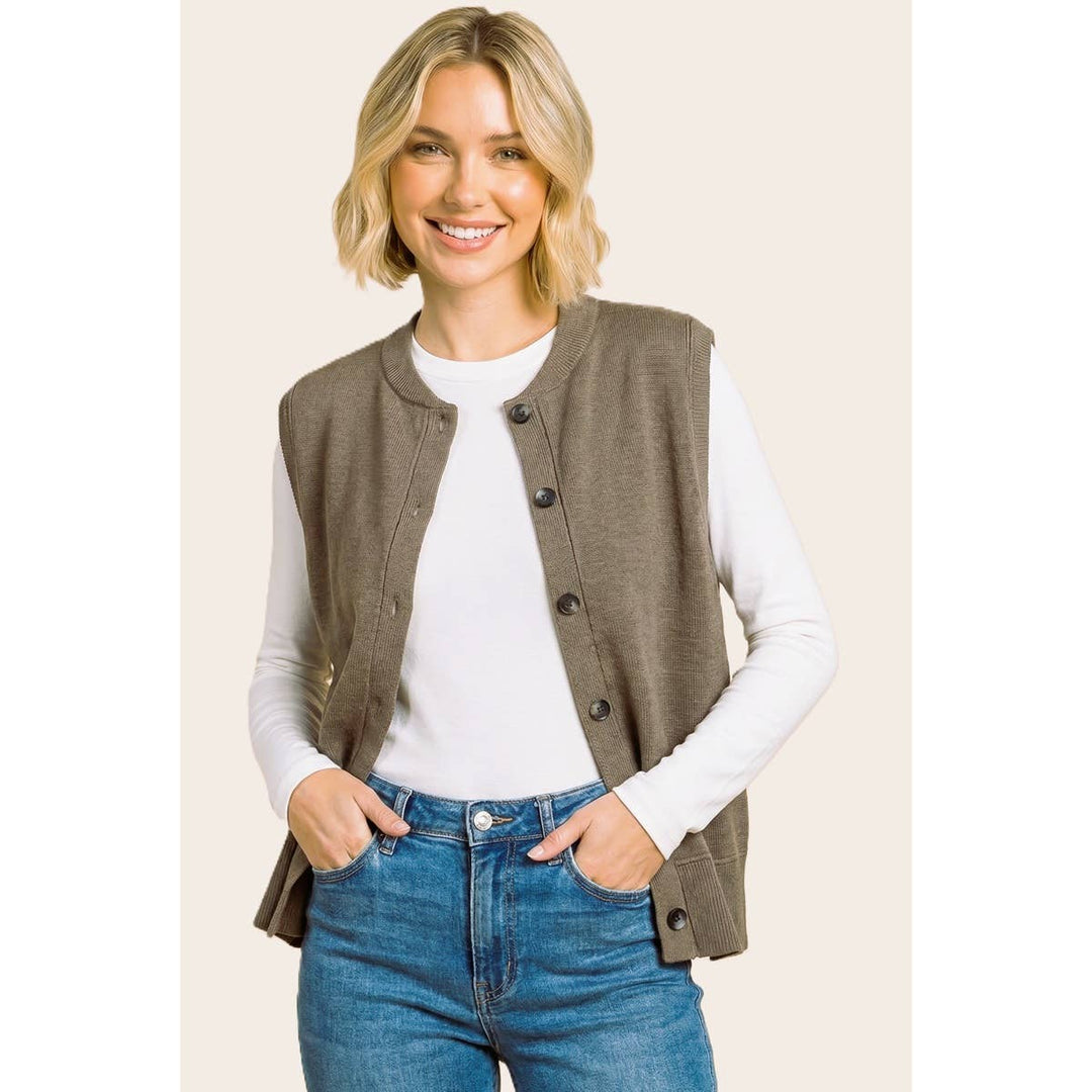 CREW NECK BUTTON DOWN SWEATER VEST