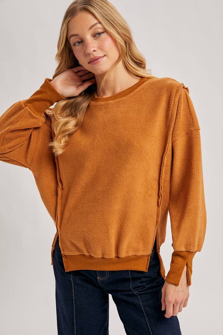 CREWNECK TEDDY PULLOVER