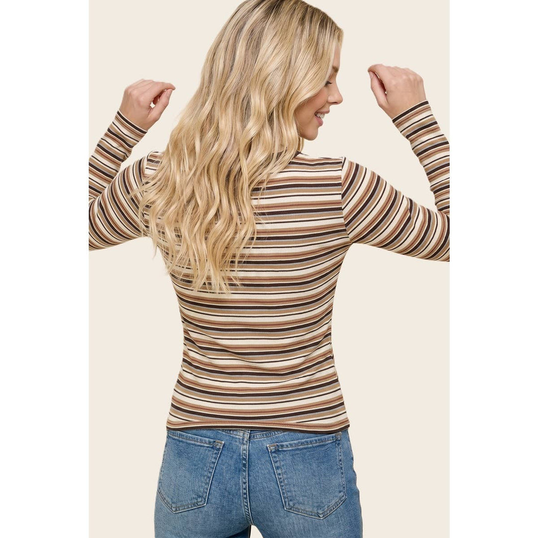 BASIC MULTI STRIPED TOP