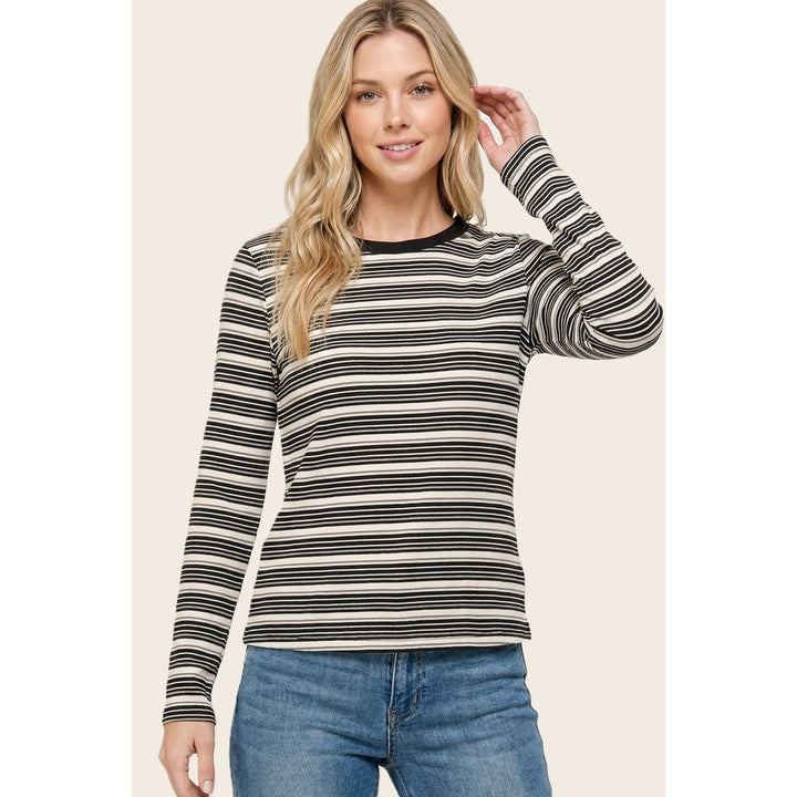 BASIC MULTI STRIPED TOP