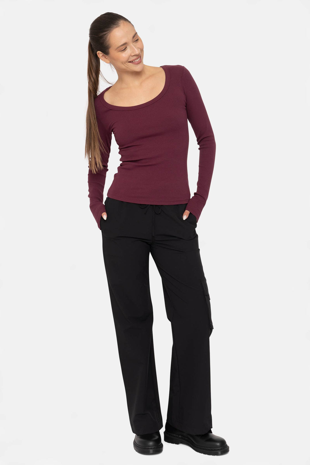 Slim Fit Scoop Neck Long Sleeve Top