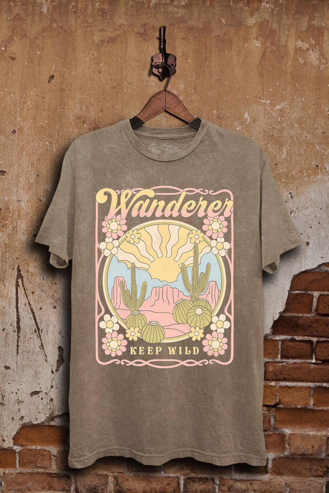 Wanderer Keep Wild Graphic Top