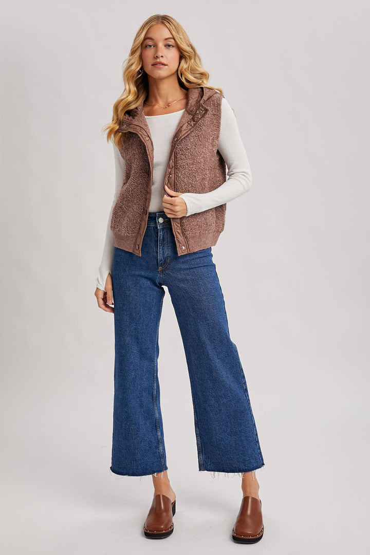 BUTTON DOWN SHERPA FLEECE QUILTED HOOD VEST