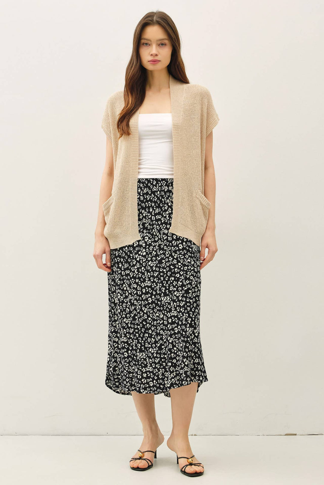 BREEZY SHORT SLEEVED OPEN CARDIGAN