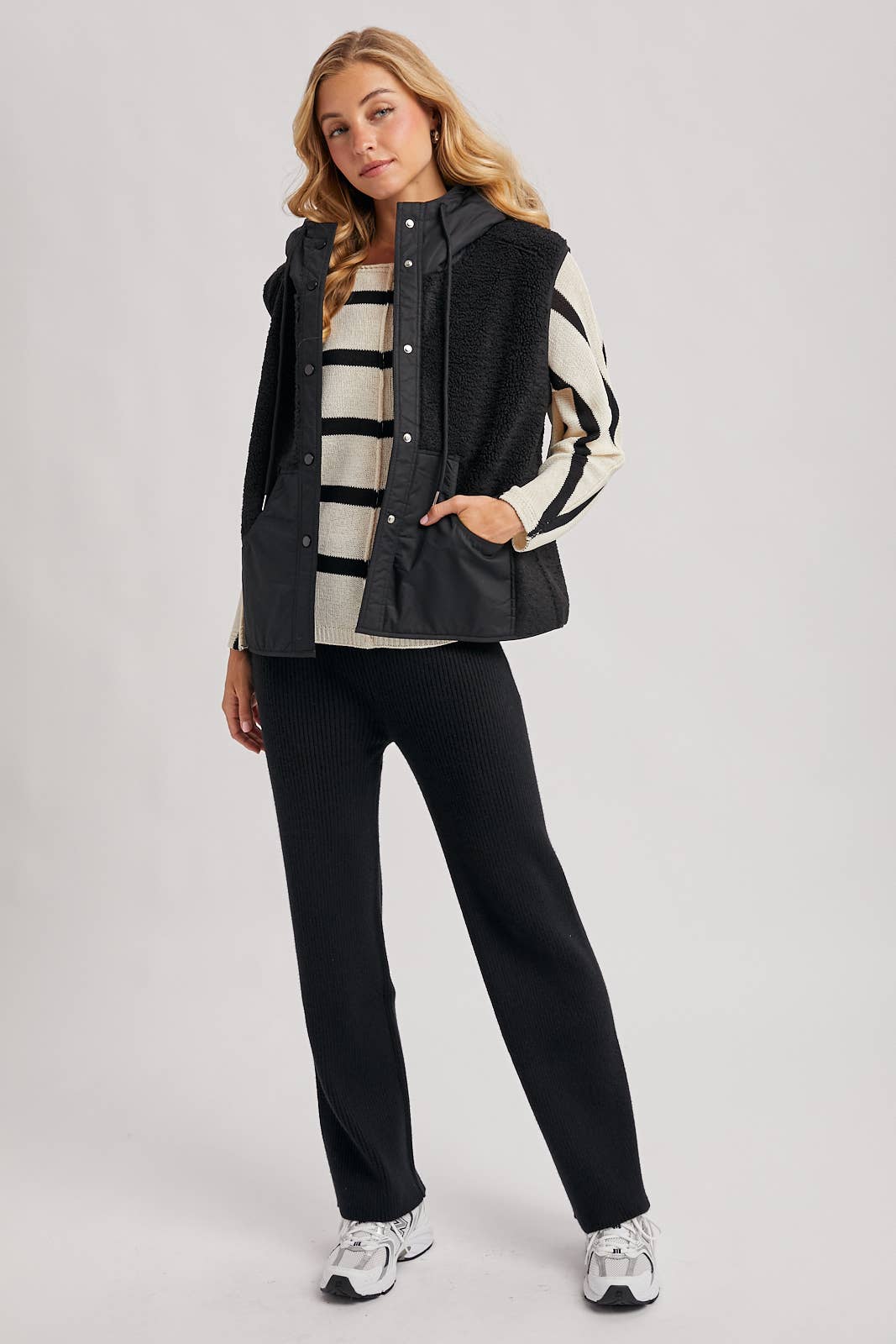 SHERPA FLEECE HOODED VEST